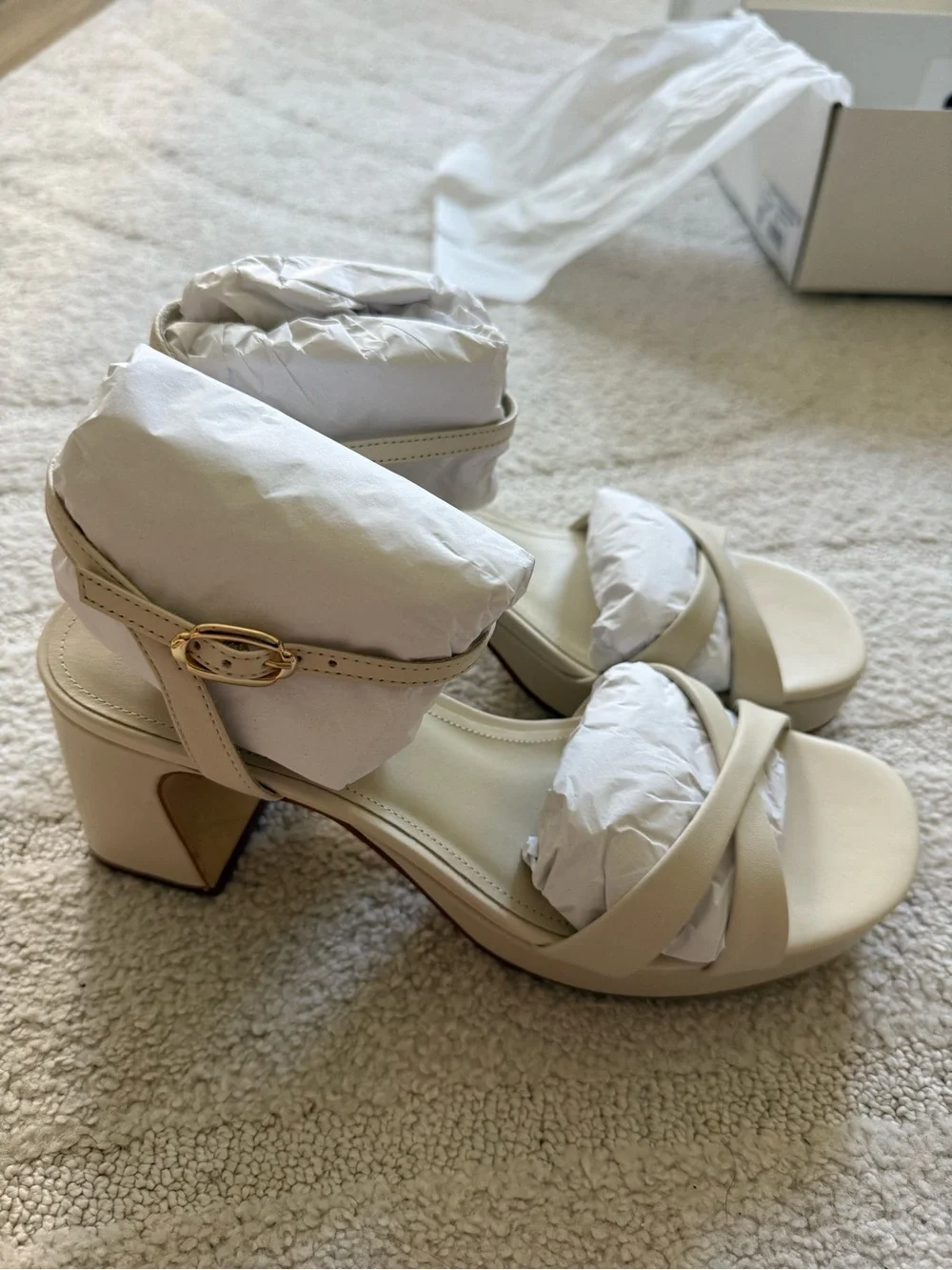 BRAND NEW Larroude Bianca Low Sandal in Ivory Leather - W8
